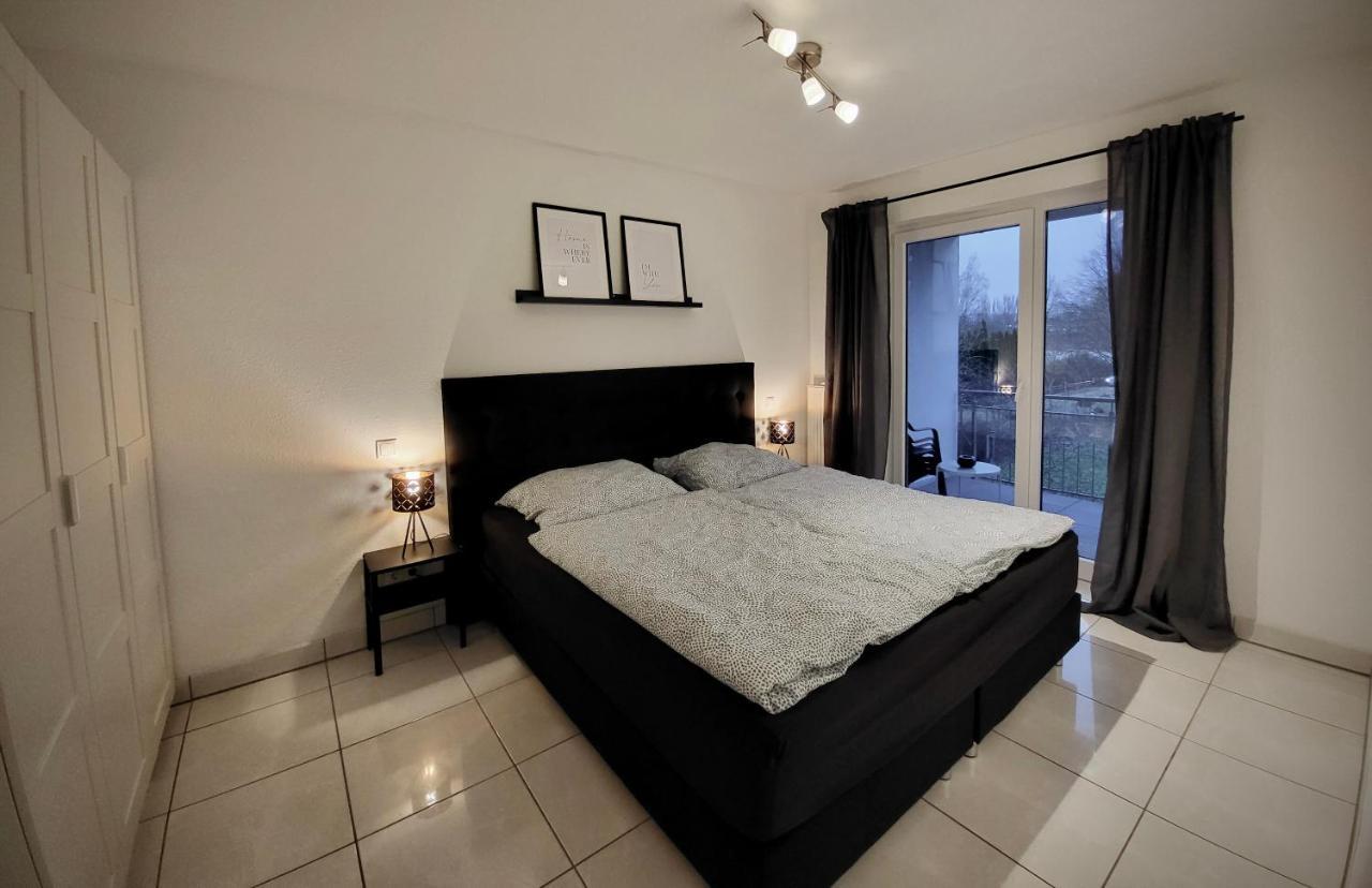 Schöne und ruhige Wohnung direkt an der Mosel Koblenz  Exterior foto
